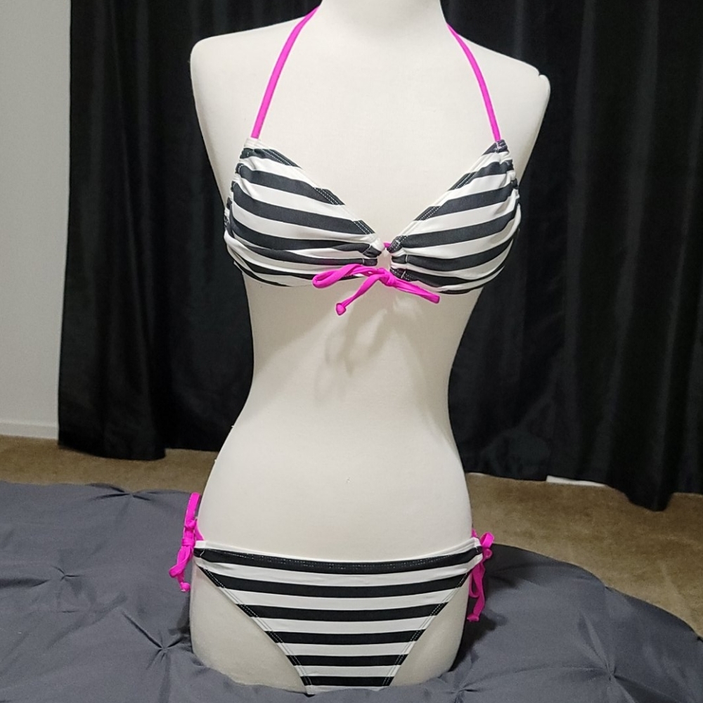 2 PC black white and pink swimsuit